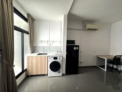 De Royale (D12), Condominium #569613421